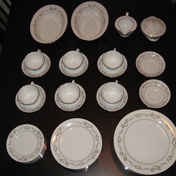 Noritake "Leonore" - China and Dinnerware