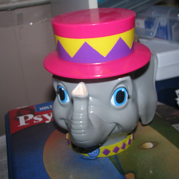 Circus elephant mug