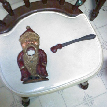 cast iron santa nut cracker - Christmas