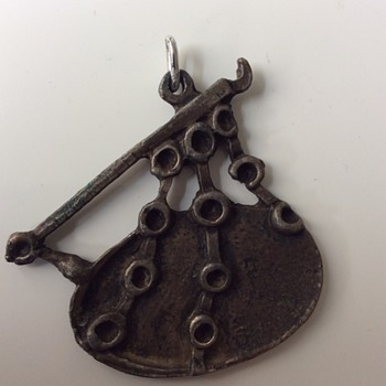 Modernist pendant, Guy Vidal? - Fine Jewelry