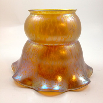 Loetz Candia Papillon Lamp Shade, ca. 1925... sort of. - Art Glass