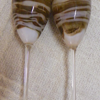 GORGEOUS VINTAGE STEVEN MASLACH ‘VOLCANO’ CHAMPAGNE FLUTES 