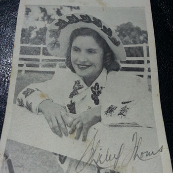 SHIRLEY THOMS..AUSTRALIA'S 1ST FEMALE YODELLER - Cards