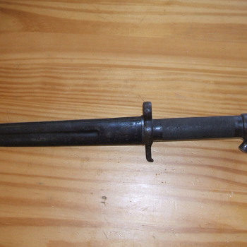 ??? Bayonet - Military and Wartime