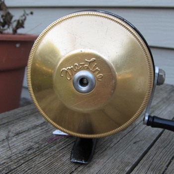 Fre-Line fishing reel - Fishing