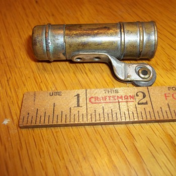 VINTAGE BRASS LIGHTER - Tobacciana