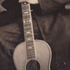 Can somebody tell me what circa vintage and make of this guitar?