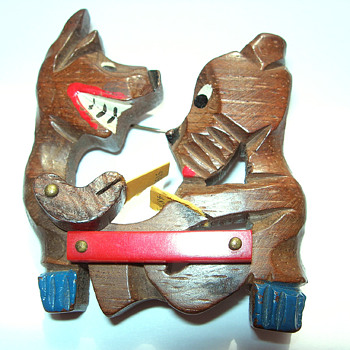 Samples from The Dog Jewelry Museum