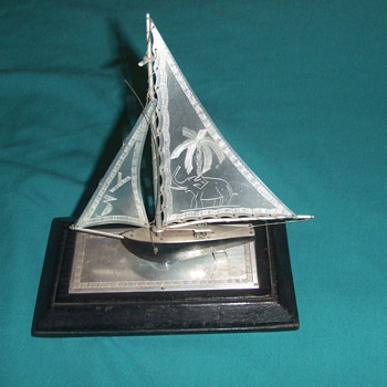 Trench art souvenir of Egypt