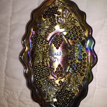 Grape & Cable Carnival Glass Pin Tray - Glassware
