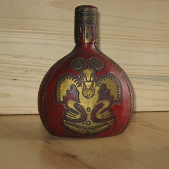cool Colombian leather bottle - Bottles
