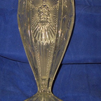 I found a Very old Vase that is so fancy - Art Glass
