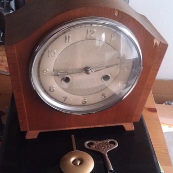 Vintage Bentima 8 Day Great Britain Clock