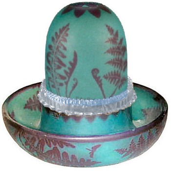 Fairy Lamp - Stuart and Sons, Rd 53731-33 - Art Glass