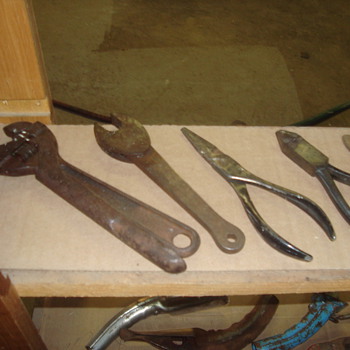 old tools  - Tools and Hardware
