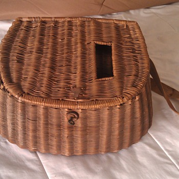 Antique Whicker Fishing Creel - Fishing
