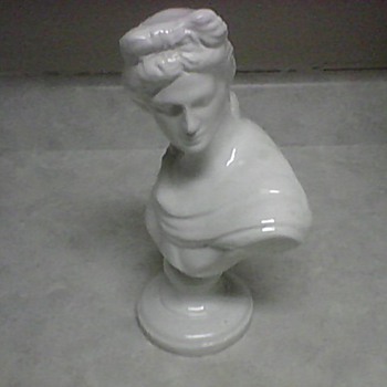C.A.S.A. CAMERI WINE  BUST DECANTER