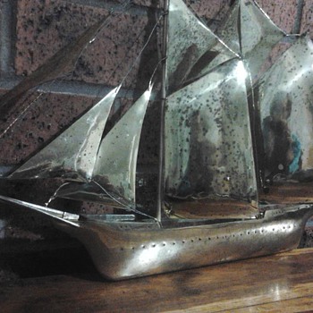 Help identify my brass model schooner Please!
