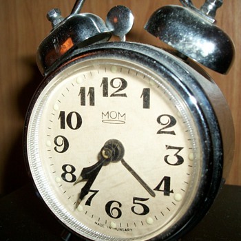 The Little MOM  clock