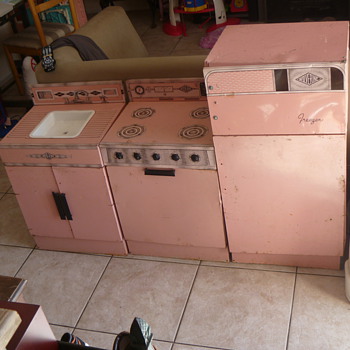Wolverine "Rite-Hite" Kitchen Set - Pink - Kitchen