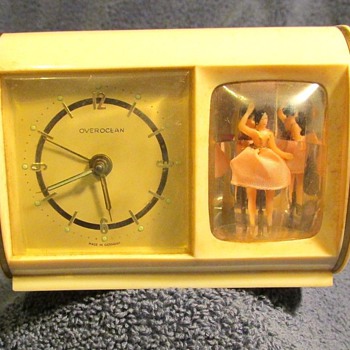Attention Virginia.vintage,Told you I'd post one of these....LOL - Clocks