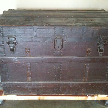 Canvas-covered trunk