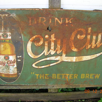 City Club special tin beer sign made by Schmidt brewing - Breweriana