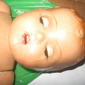 Doll, baby face toddler body - Dolls