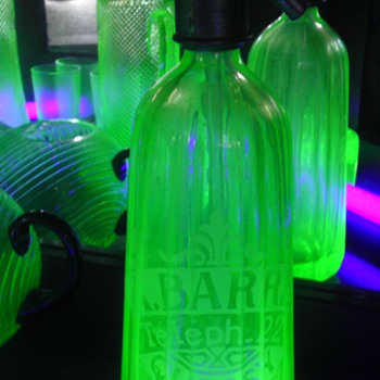 Art Deco Green Vaseline French Seltzer Bottle - Glassware