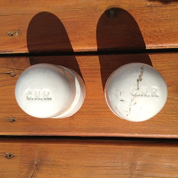 CNR insulators