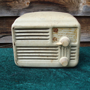 Arvin Tube Radio