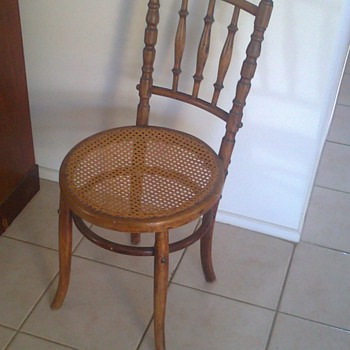 my favorite Bentwood  chairs