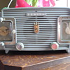 1954 zenith L520 clock radio.