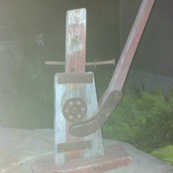 wooden wagon jack?