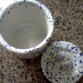 Is this Spatterware? 