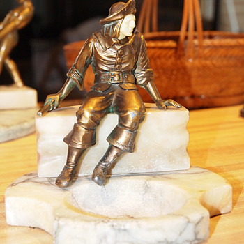 1925 J. B. Hirsch Sitting Pirate Valet, J. Ruhl Designer - Art Deco