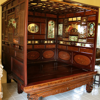 Peranakan Marriage Bed - Asian