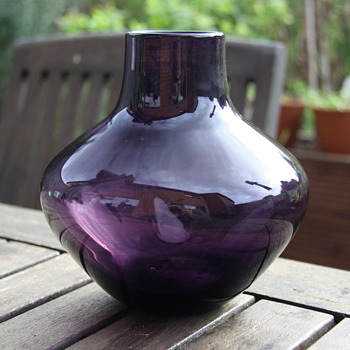 A Geoffrey Baxter Whitefriars Soda Glass vase pattern number 9599 c1966-70