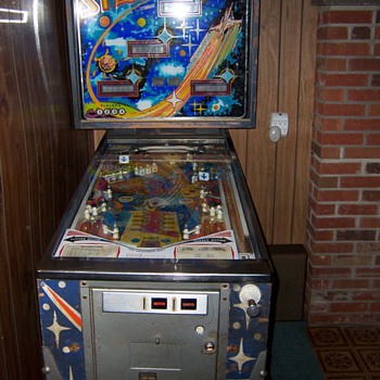 "Stars" Pinball Machine - Coin Operated