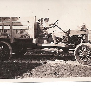 Another Photo W/ No Date :( - Photographs