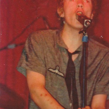 Sex Pistols - The Clash Live on stage 1976 - Music