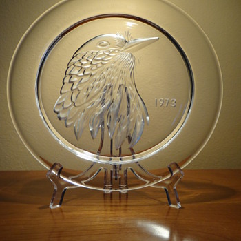 LALIQUE - FRANCE   - Art Glass