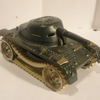 French SFA tank, post WWII. Tin windup.  - Model Cars
