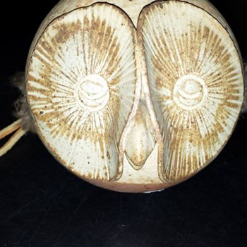 Look who I found hanging around at the GW today...... - Art Pottery