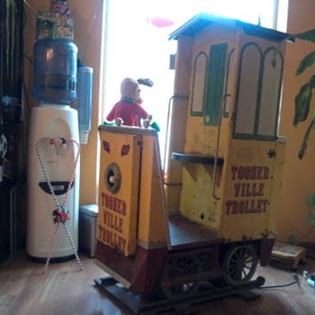 ToonerVille Trolley ~ Bally Mfg.