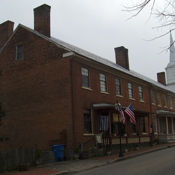 1820 oldest brick structure in TN ( Sisters row)