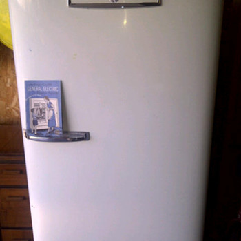 1951 GE Fridge w/manuel - Kitchen