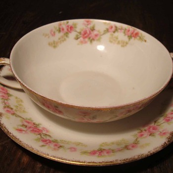 Bawo and Dotter Elite Works Limoges Porcelain Consommé Cup With Roses - China and Dinnerware