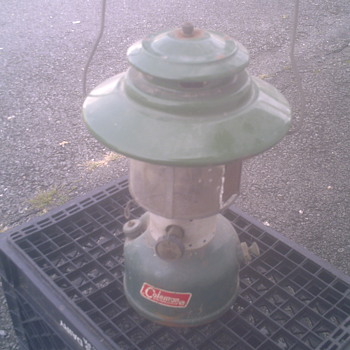 coleman lantern 