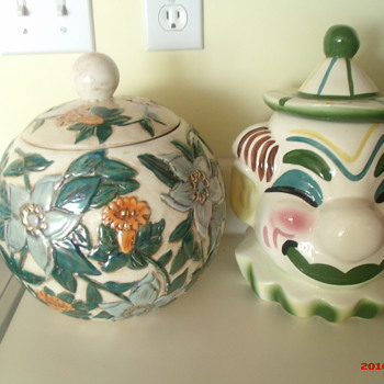 Sierra Vista Clown cookie jar, Jamar of Calif. flower cookie jar, & Oreo Cookie cookie jar